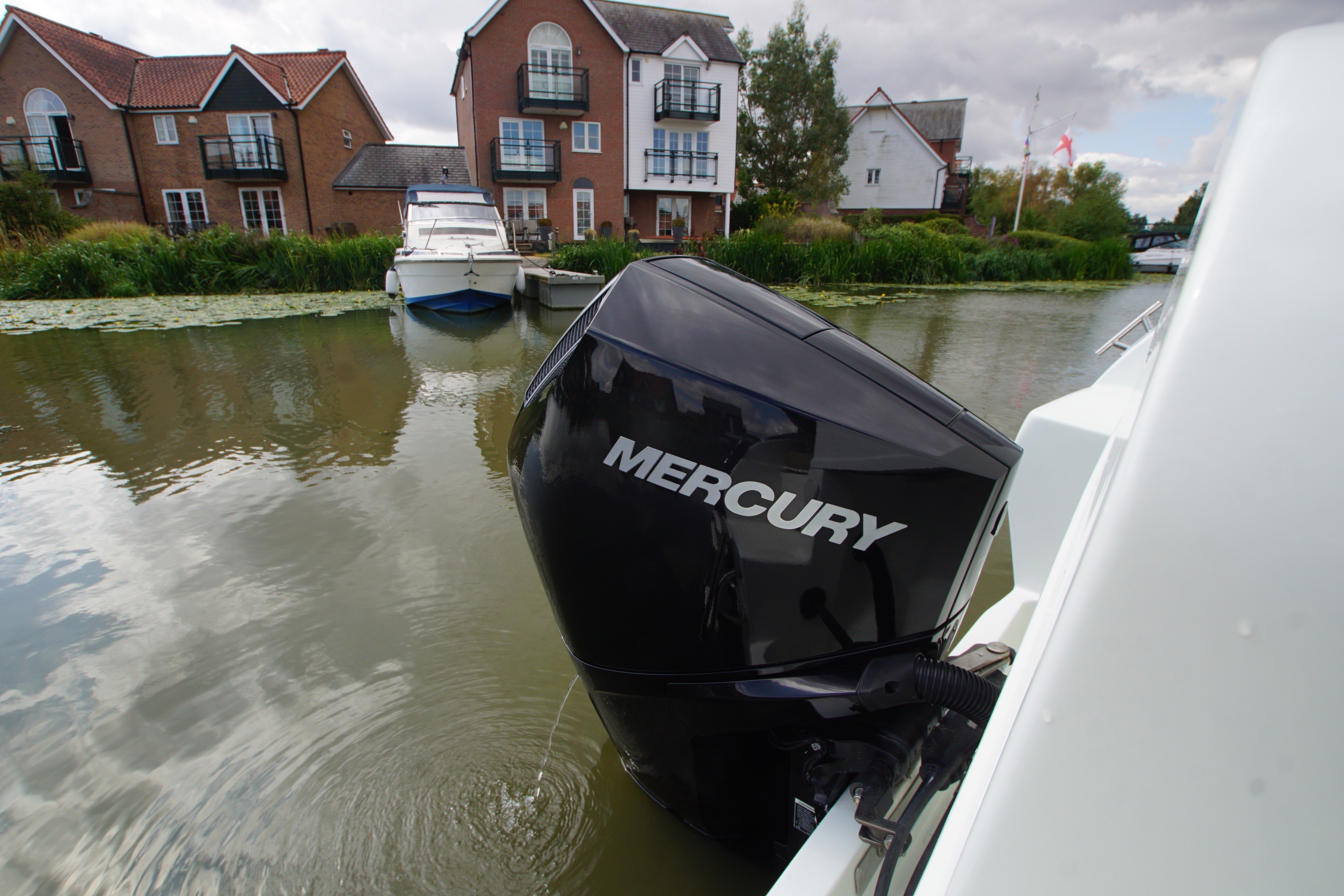 2019 Starfisher 830