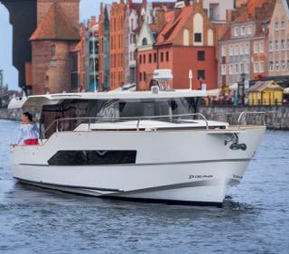 2024 Delphia 12 Sedan - Photo 1