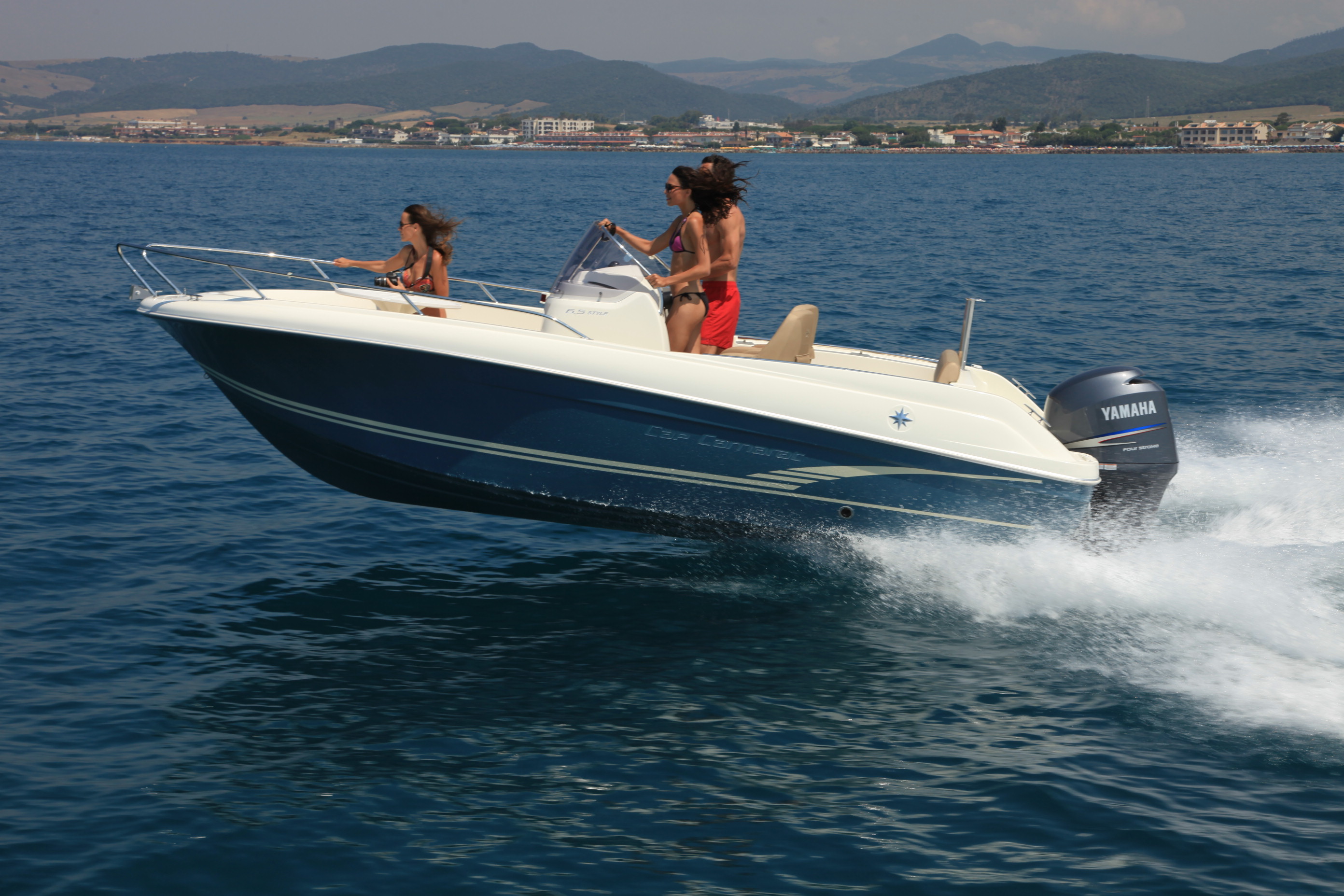 Cap Camarat Center Console 6.5 CC â€