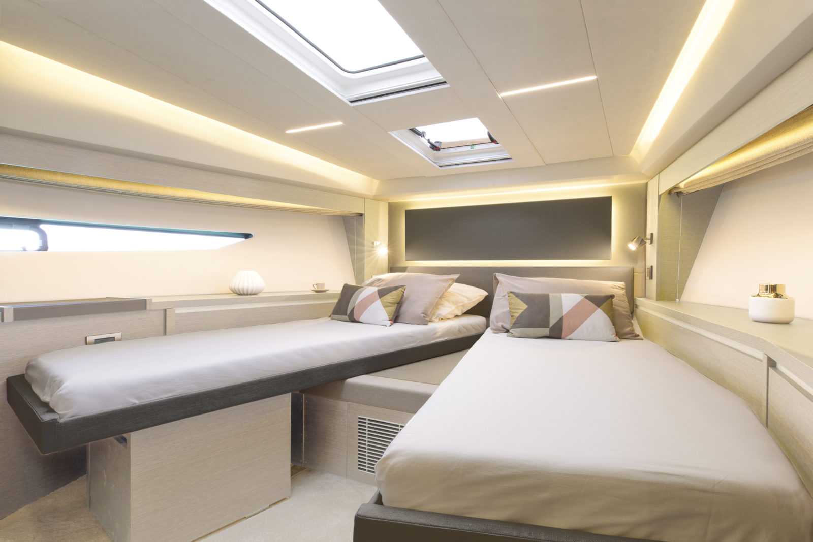 Prestige 520 S Guest bedroom