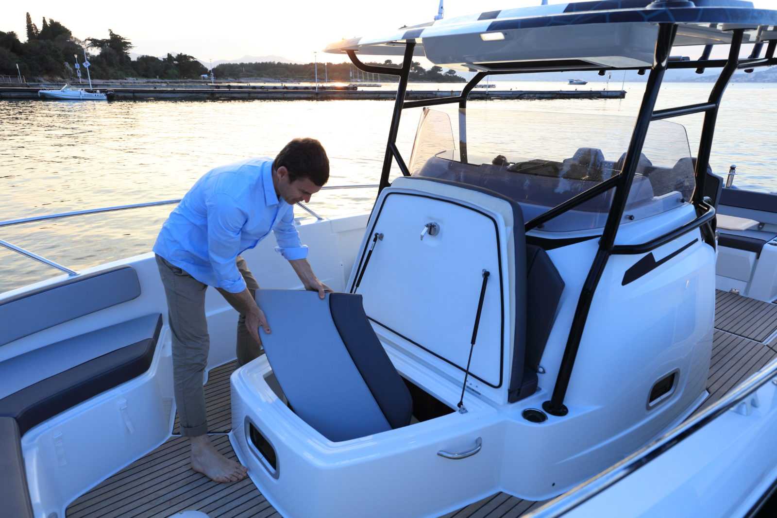 storage on Cap Camarat 9.0CC