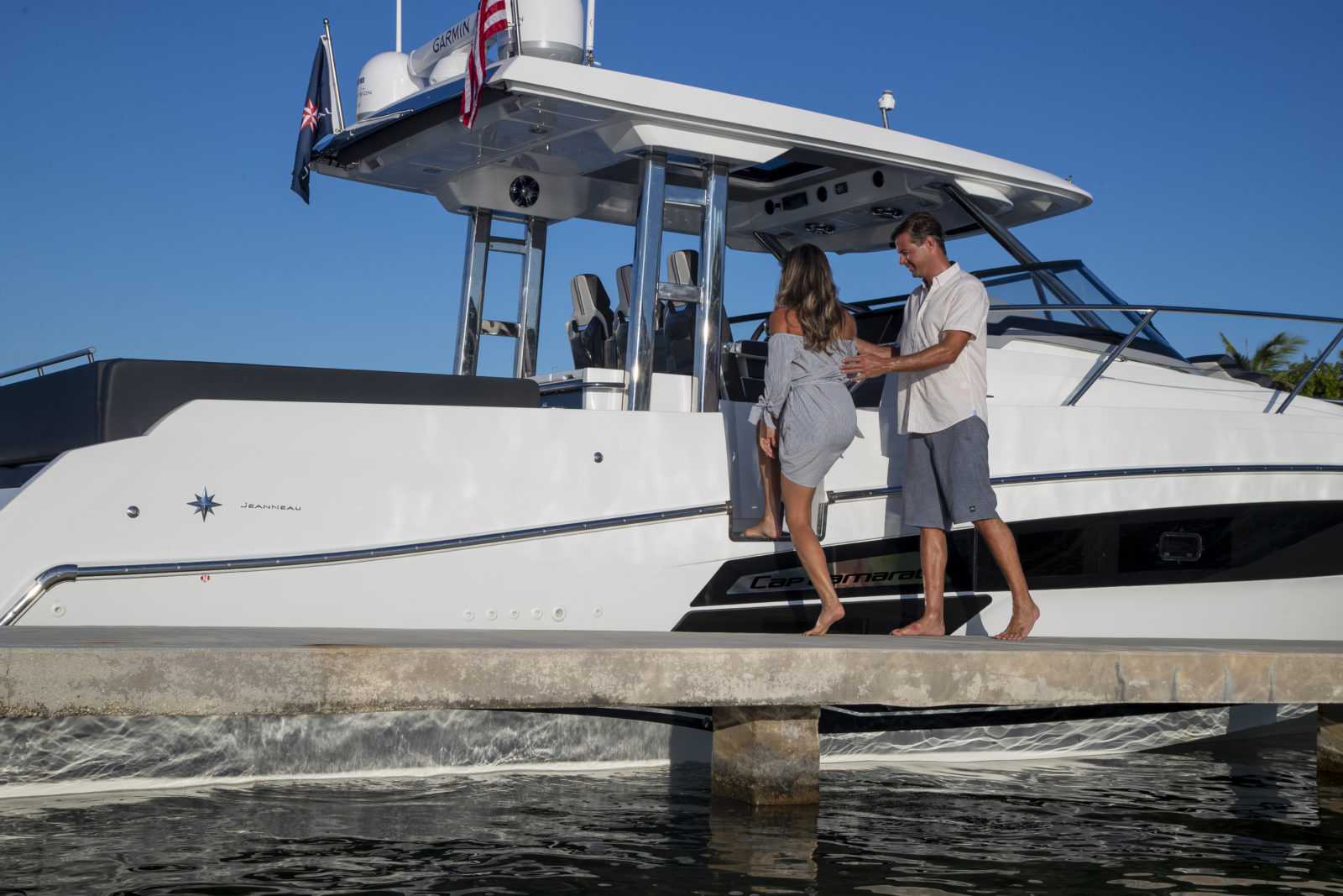 Cap Camrat 12.5WA Docked