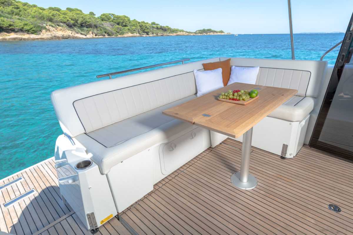 Deck seating area on NC37