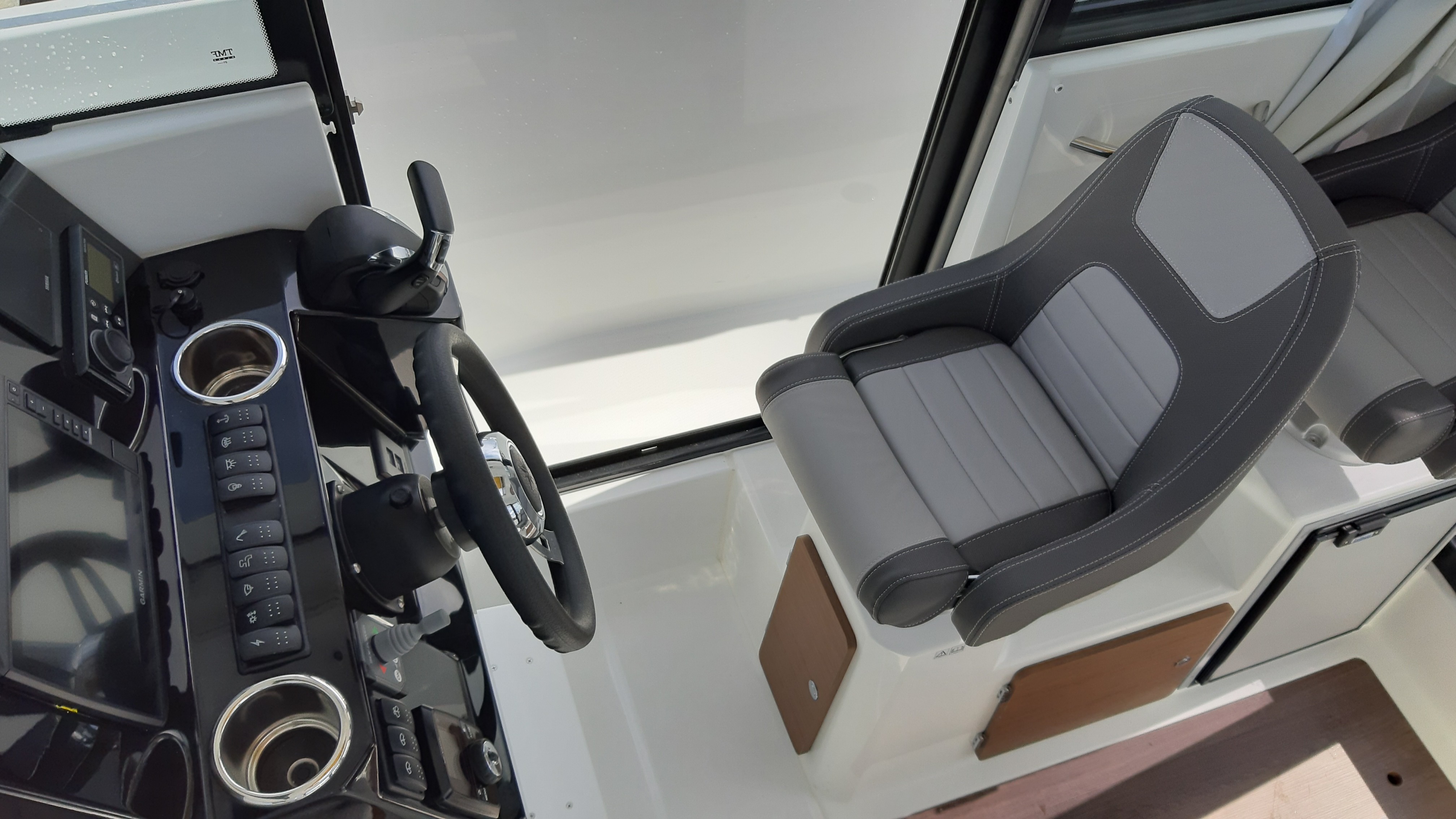 Steering on Merry Fisher 795 Sport S2