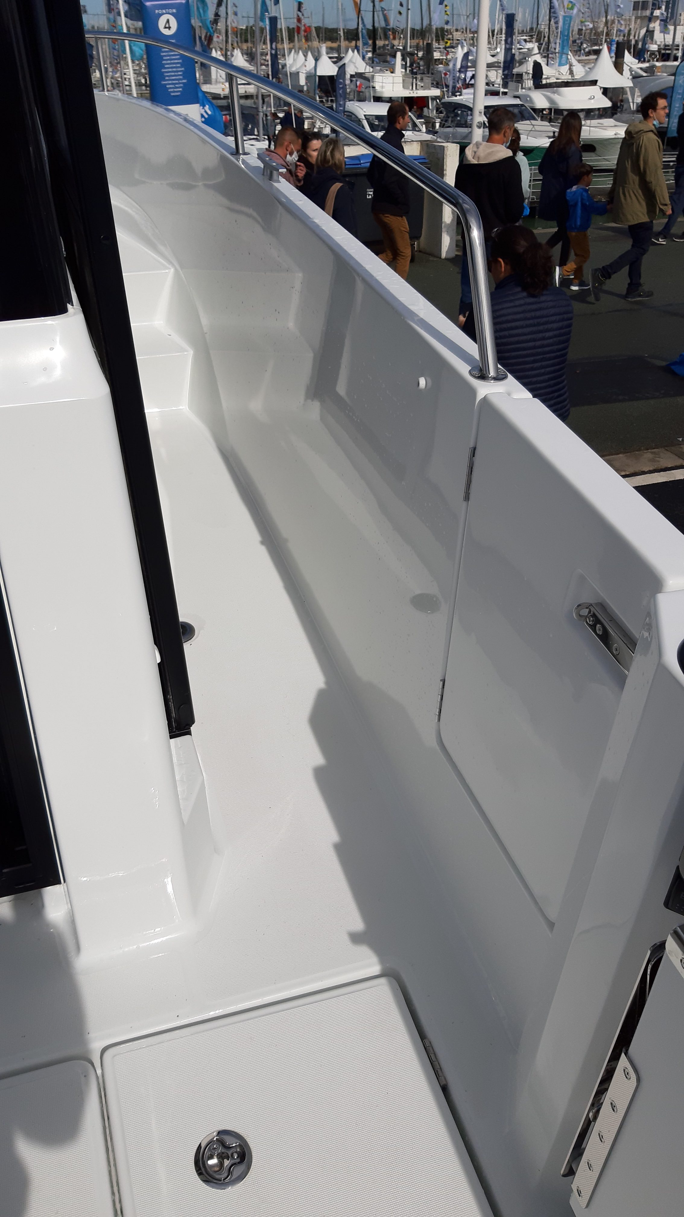 Deck of Merry Fisher 795 Sport S2