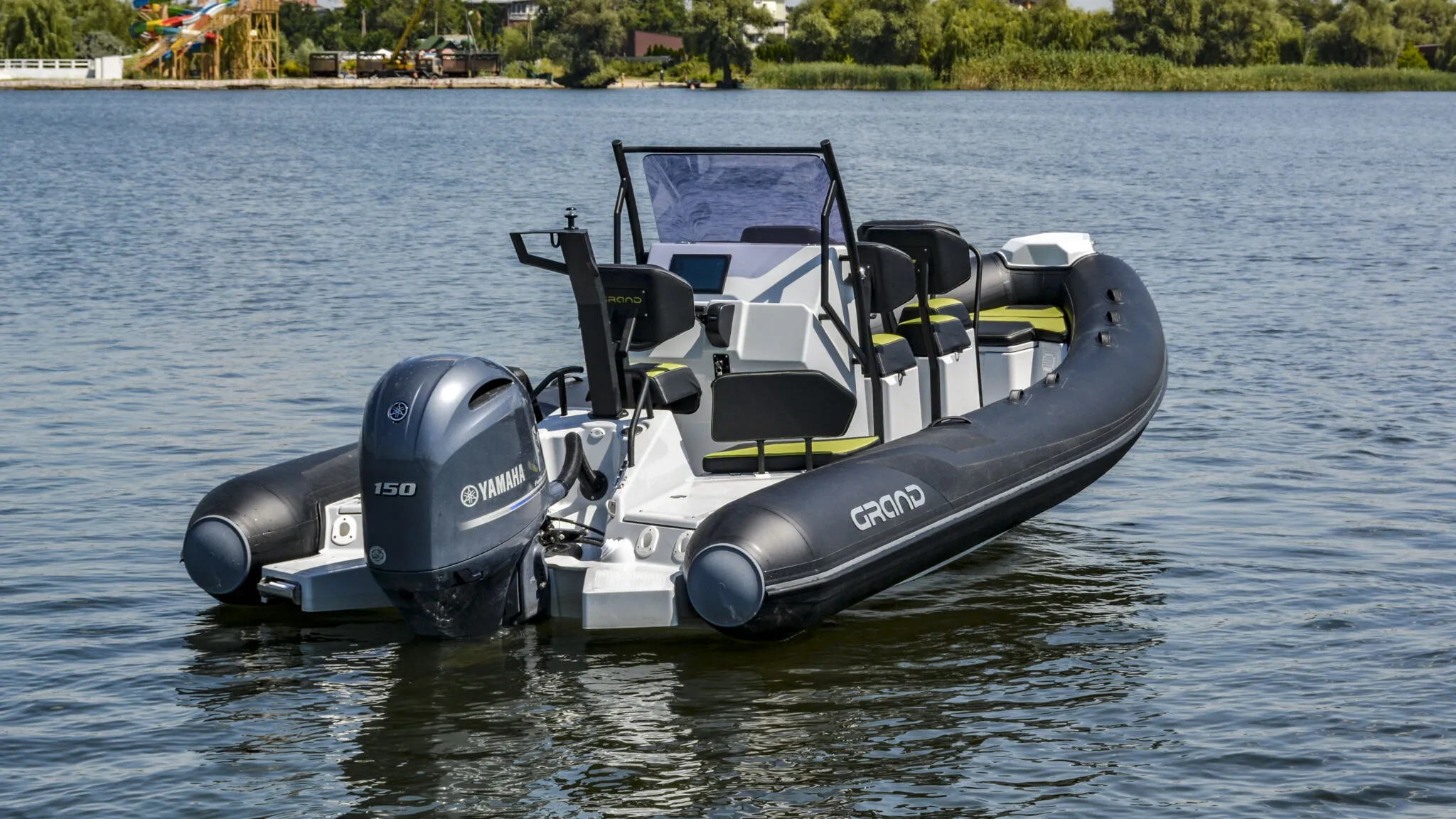 D600 Drive at Burton Waters