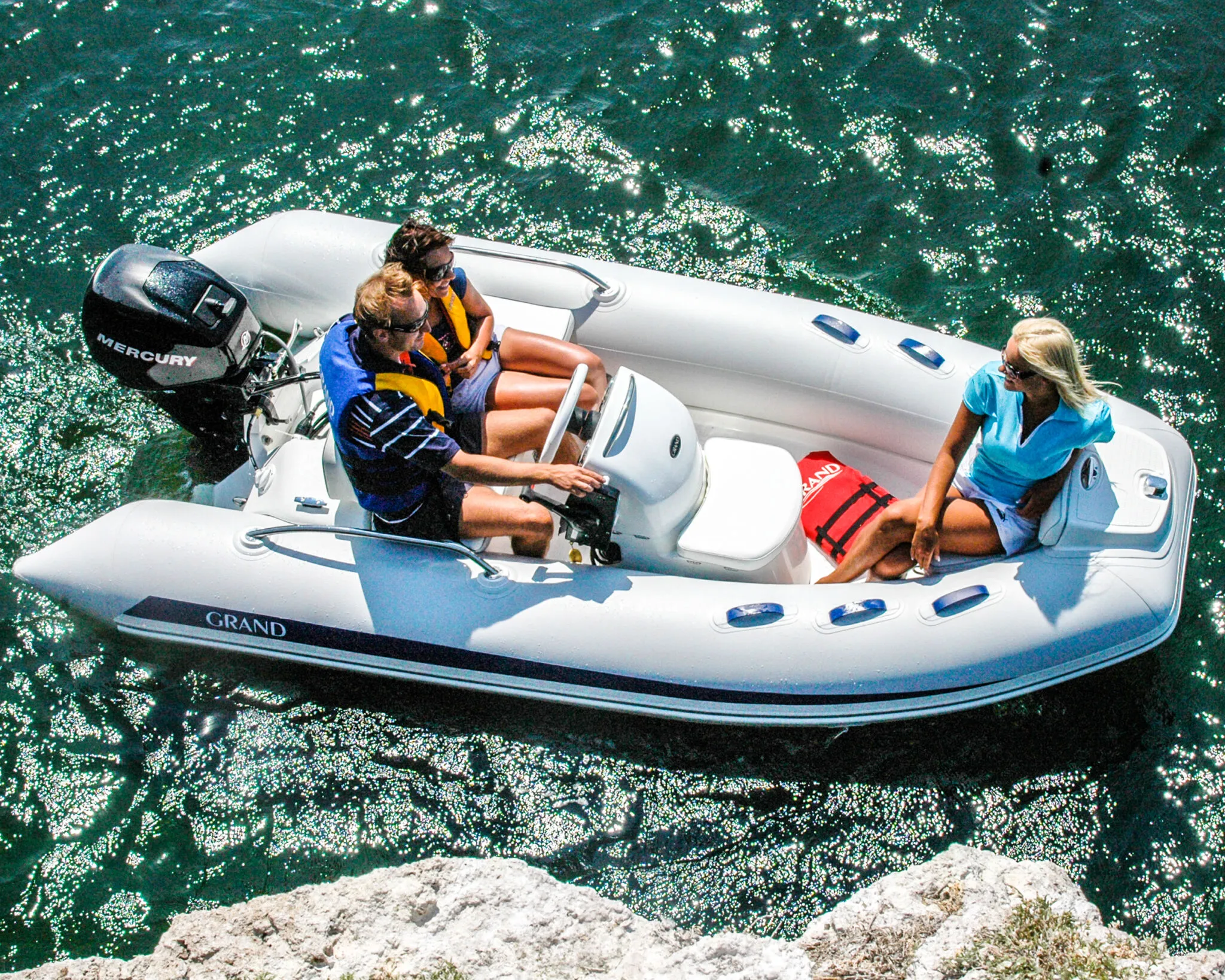 Golden Line G380 at Burton Waters