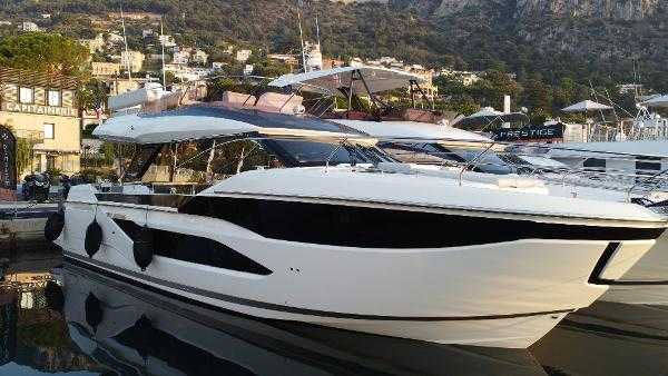 Prestige F4