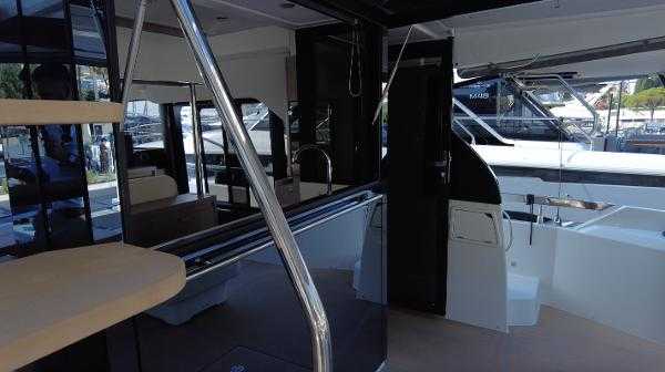 Prestige F4
