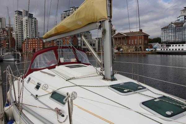 Beneteau Oceanis Clipper 311