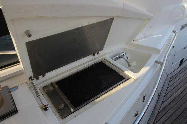 Sunseeker Portofino 53