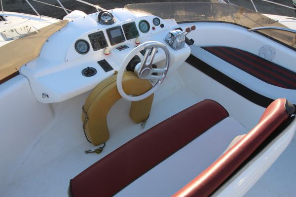 Sealine 360 Statesman