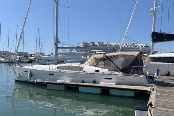 Beneteau Oceanis 43