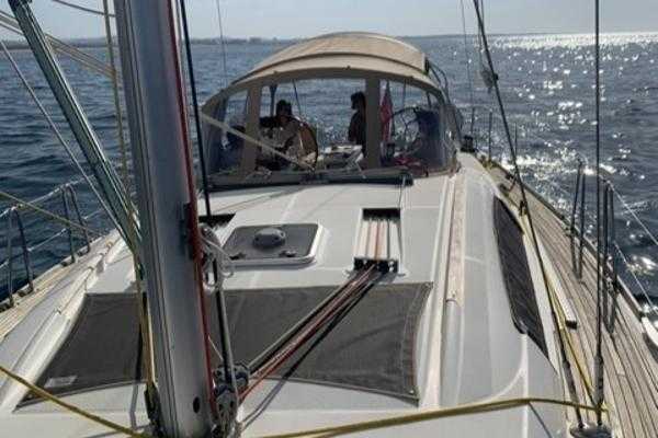 Beneteau Oceanis 43