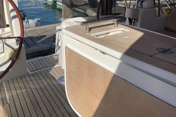 Beneteau Oceanis 43