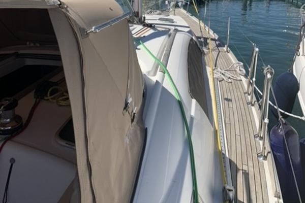 Beneteau Oceanis 43